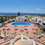 דירה Cozy Sea Views In