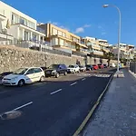 Cozy Sea Views In * אדחה